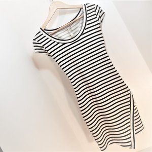 Black & White spring short sleeve amazing dress!